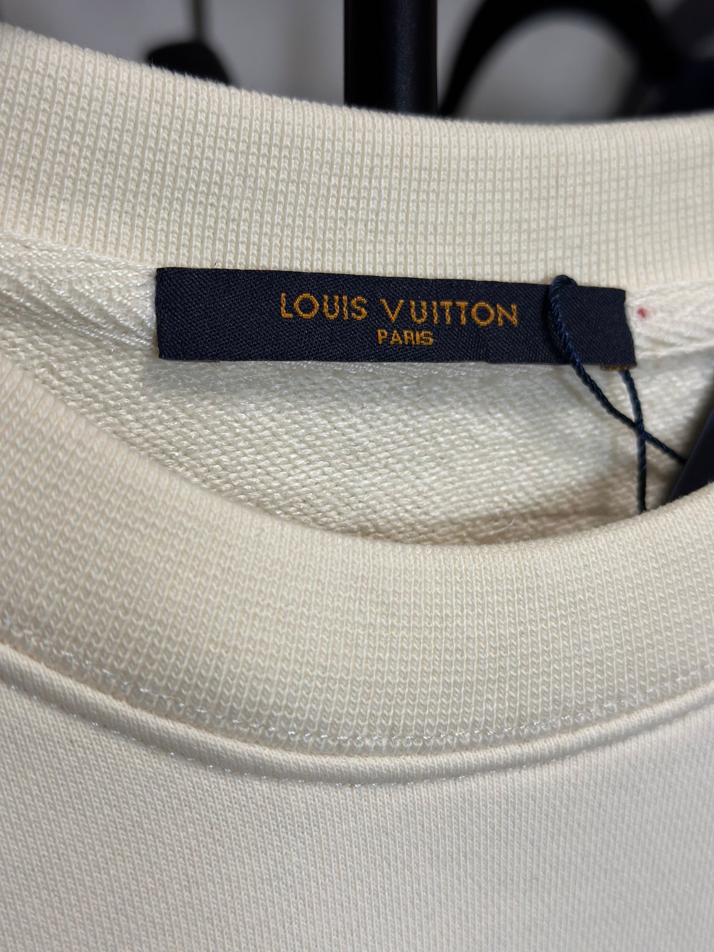 Hoodie Louis Vuitton Blanca – Edición SS24
