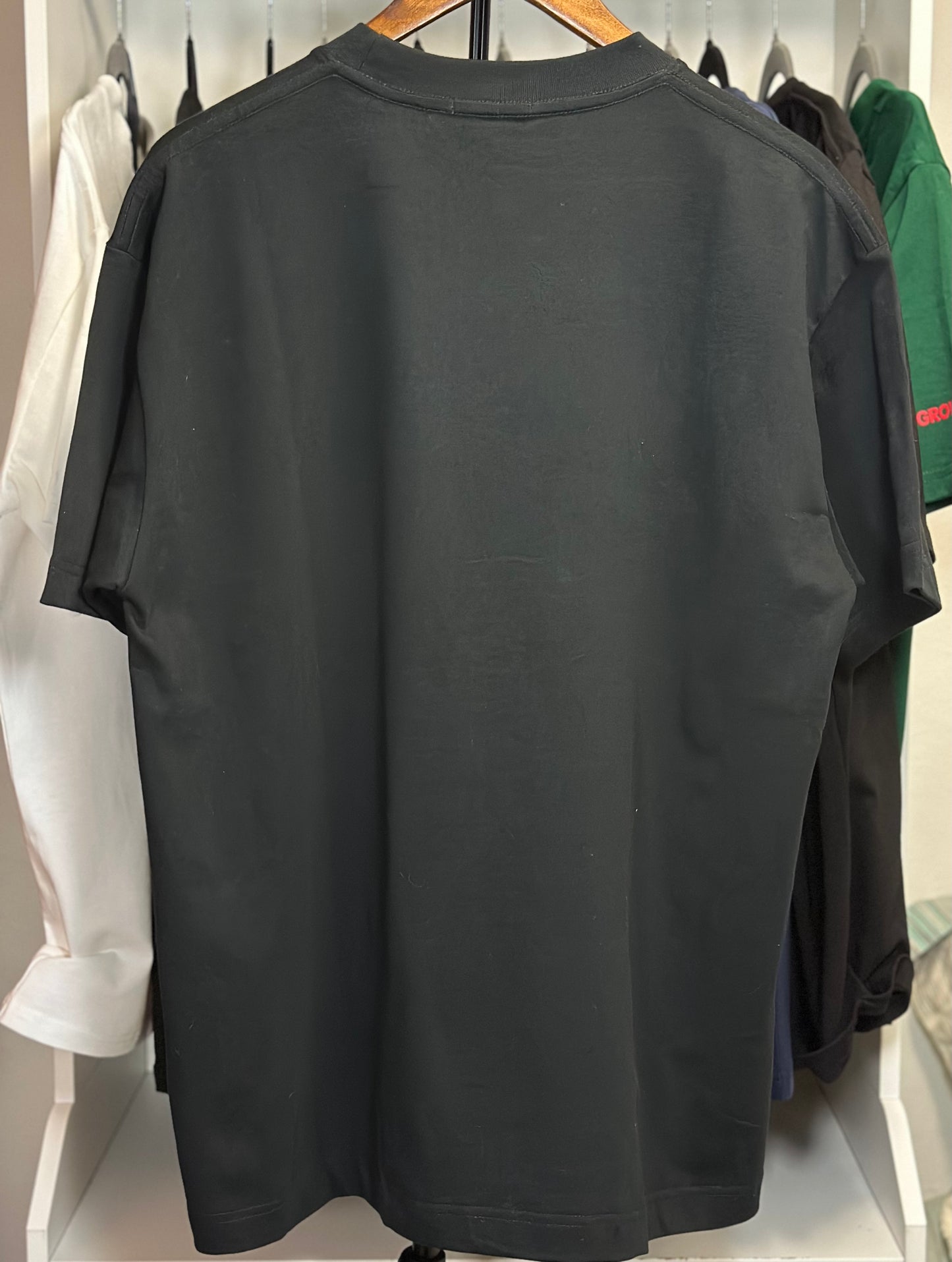 Playera Dior Negra “Christian Dior Sea” con Estampado Dorado – Edición Exclusiva
