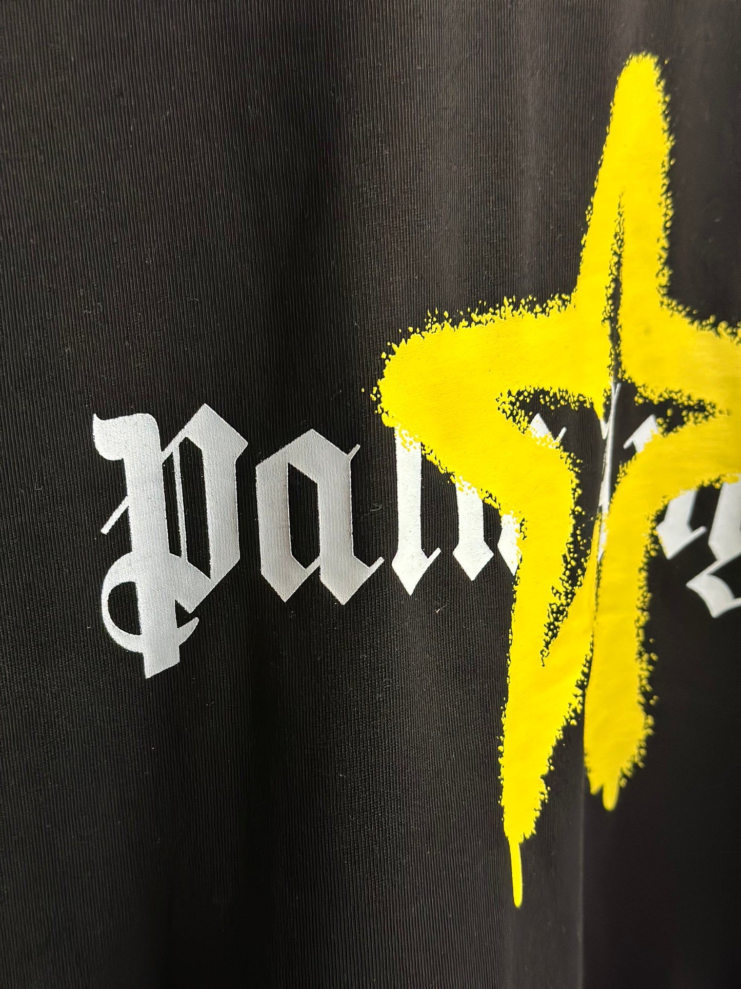 Playera Palm Angels Negra Star Sprayed