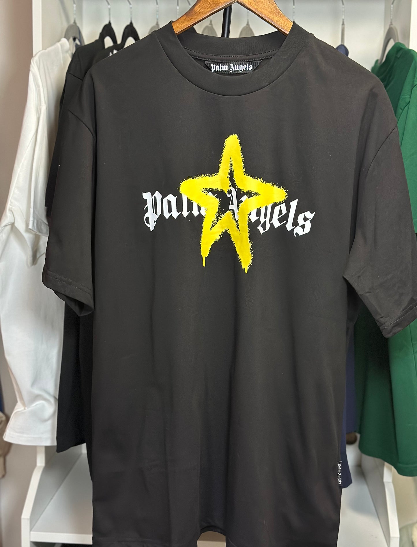 Playera Palm Angels Negra Star Sprayed
